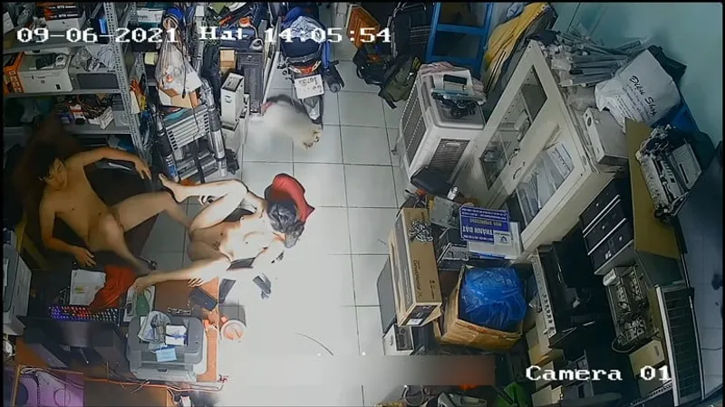 Cô vợ Chồng quan hệ nhau trong của chim máy tính